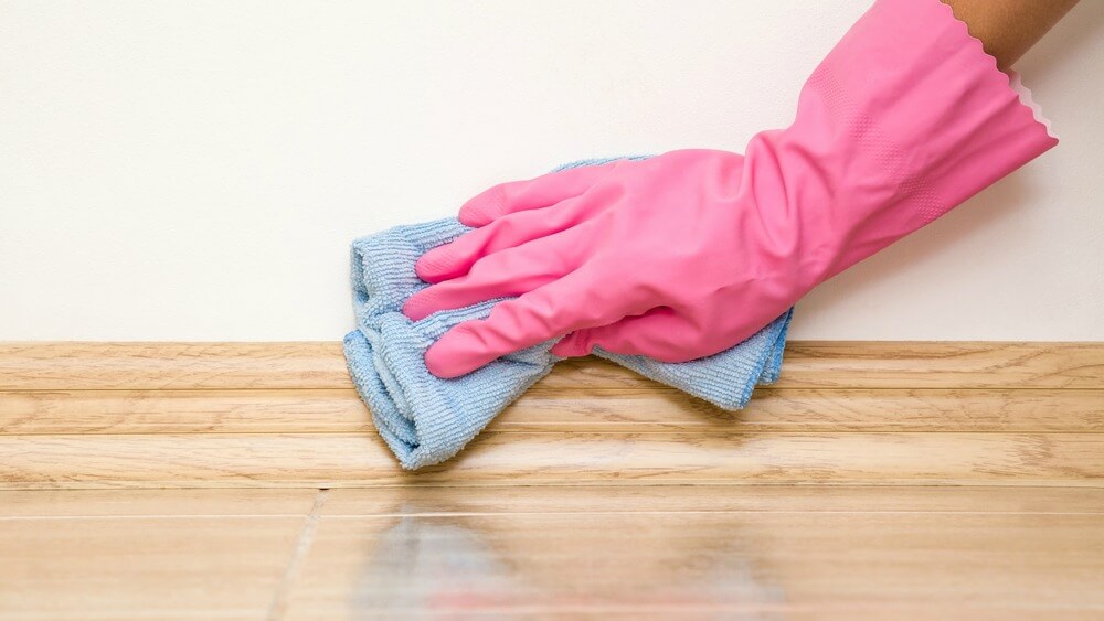 Baseboard Cleaning (Up to 2000 sq ft)